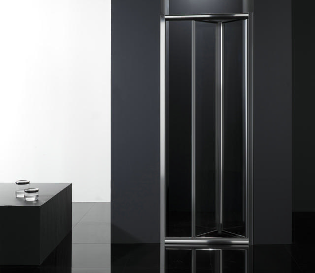 ROMA BFOLD WALL TO WALL SHOWER CABINET 67.5-715X185CM CHROME FRAME/CLEAR GLASS