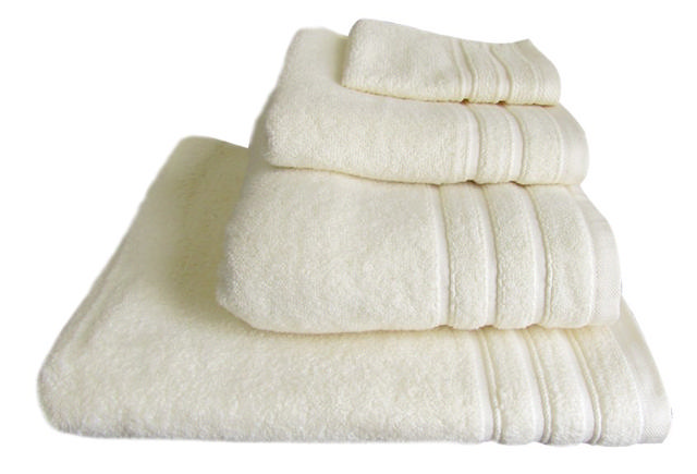 HAND TOWEL IVORY FLUFFY 30X30CM 500GSM