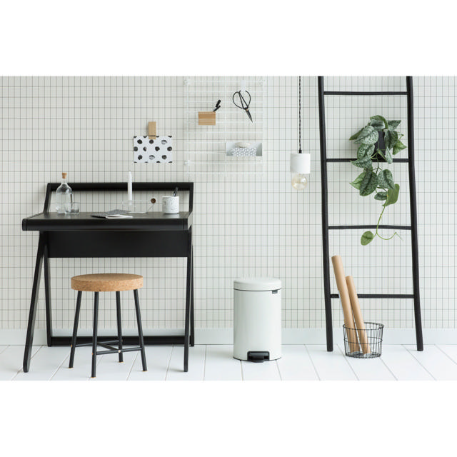 BRABANTIA PEDAL BIN NEWICON 12 LITRE - WHITE