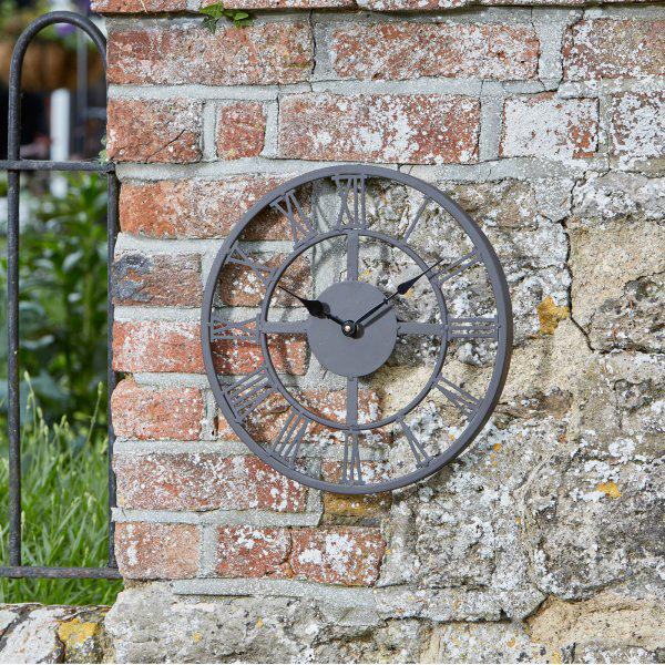 SMART ARUNDEL WALL CLOCK