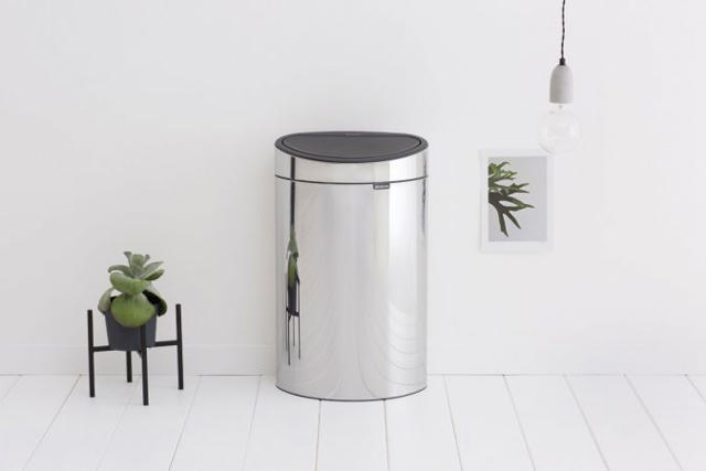 BRABANTIA TOUCH BIN 40 LITRE - BRILLIANT STEEL