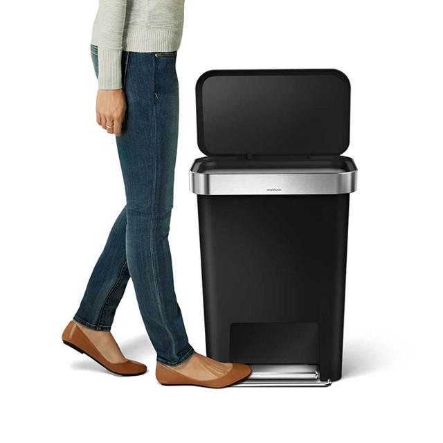 SIMPLEHUMAN PLASTIC RECTANGULAR STEP CAN BLACK 45L