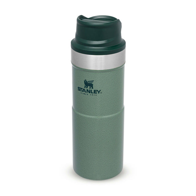 STANLEY CLASSIC TRIGGER ACTION TRAVEL MUG GREEN 0.35L