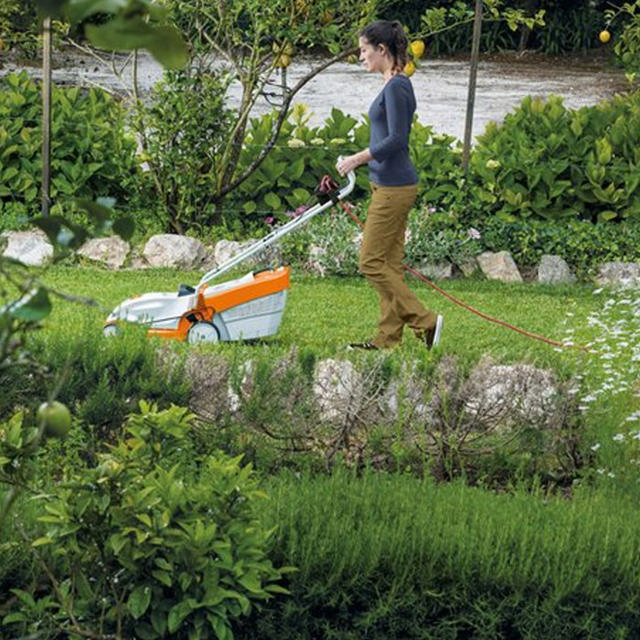 STIHL 63200112405 RME 339 ΗΛΕΚΤΡΙΚΗ ΜΗΧΑΝΗ ΓΚΑΖΟΝ 37CM 1200W