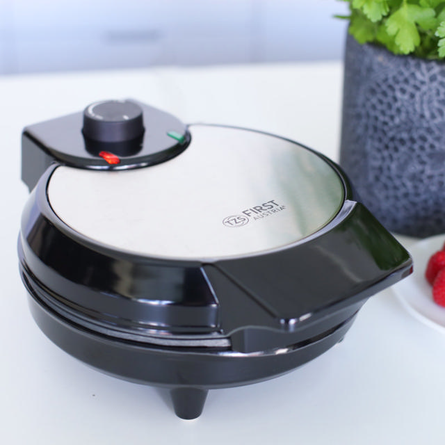 FIRST AUSTRIA NON STICK WAFFLE MAKER 700W