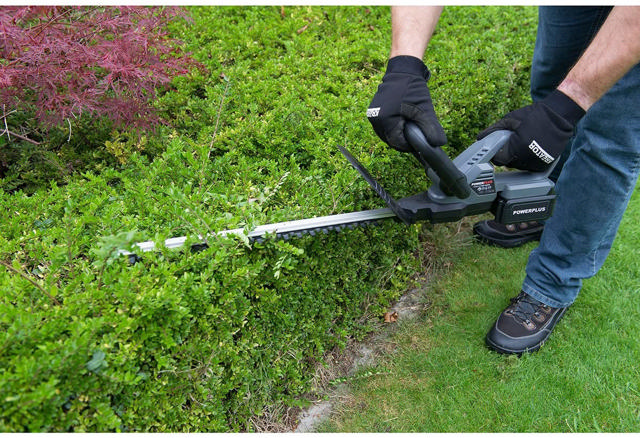 POWERPLUS POWEBG7530 HEDGE TRIMMER 18V LI-ION 480MM 50W