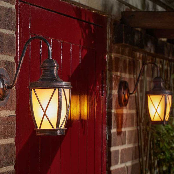 CARRIAGE FLAMING WALL LANTERN 26X12CM