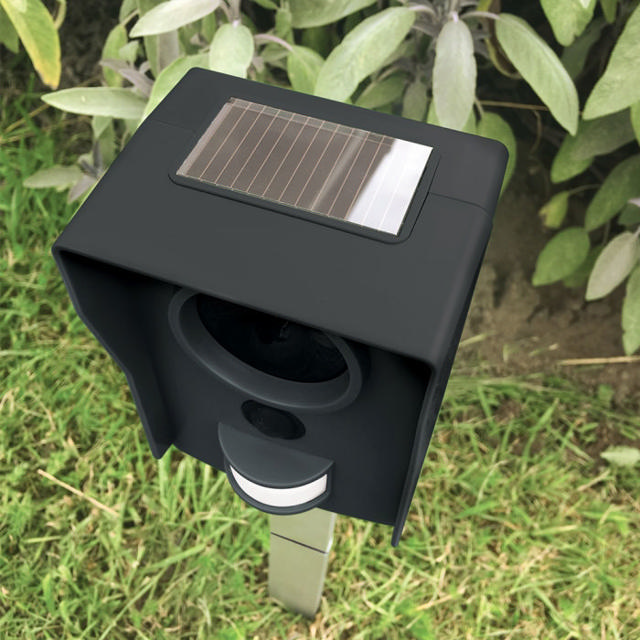 BIG CHEESE SOLAR MEGA SONIC CAT REPELLER - 60m²