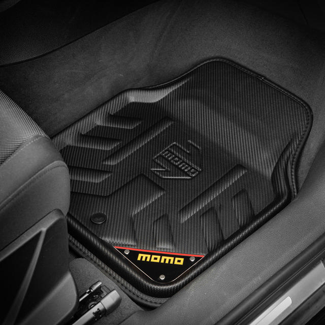 MOMO PREMIUM DRIVERS MAT 