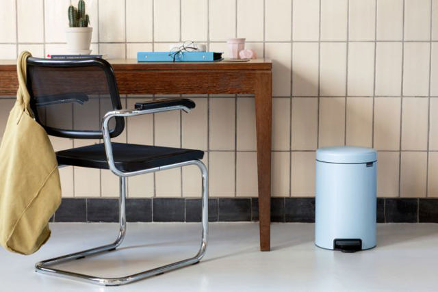 BRABANTIA ΚΑΔΟΣ ΠΕΝΤΑΛ ΜΠΑΝΙΟΥ 12L DREAMY BLUE