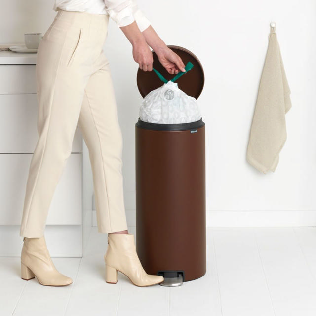 BRABANTIA ΚΆΔΟΣ ΠΕΝΤΆΛ 30L MINERAL ΚΑΦΈ