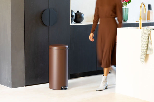 BRABANTIA ΚΆΔΟΣ ΠΕΝΤΆΛ 30L MINERAL ΚΑΦΈ