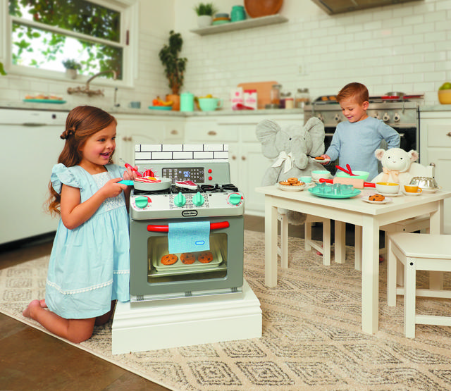 LITTLE TIKES 651403E7C MY FIRST OVEN FOR 24+ MONTHS