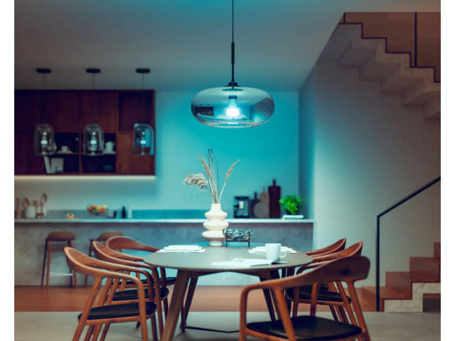 PHILIPS HUE SMART ΛΑΜΠΑ 13.5W A67 E27 