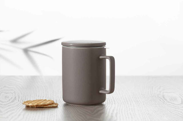 SECRET DE GOURMET MUG NATURE WITH LID 40CL TAUPE