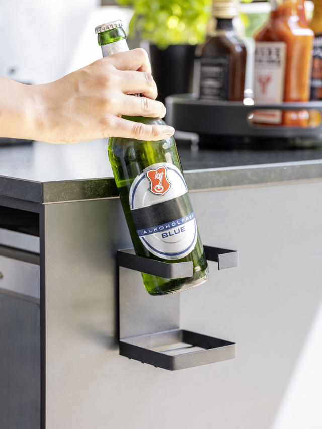 WENKO MAGNETIC BOTTLE HOLDER 