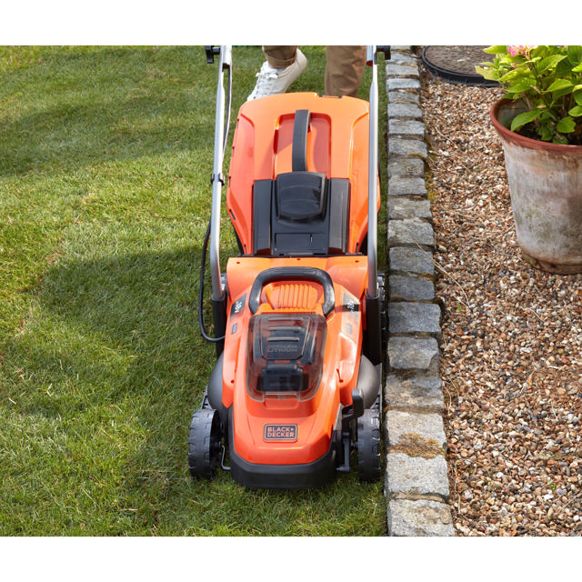 BLACK & DECKER ΧΛΟΟΚΟΠΤΙΚΗ ΜΗΧΑΝΗ BCMW3318L2-QW 18V 2X2.5AH 33CM