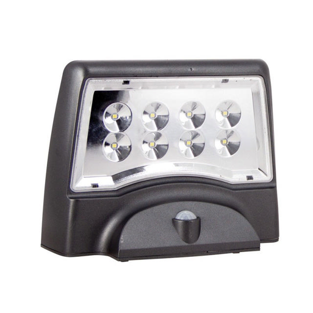 WALL SOLAR LED LIGHT 450LM