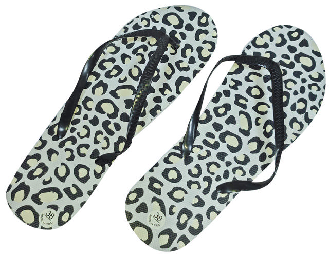 WOMEN SLIPPER M35-40 2 ASSORTED DESIGNS