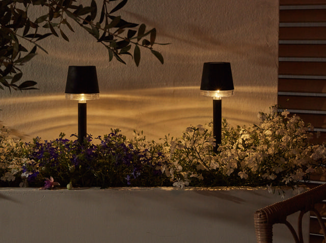 LUXFORM LIGHTING CALA D'OR SHADE SOLAR LIGHT