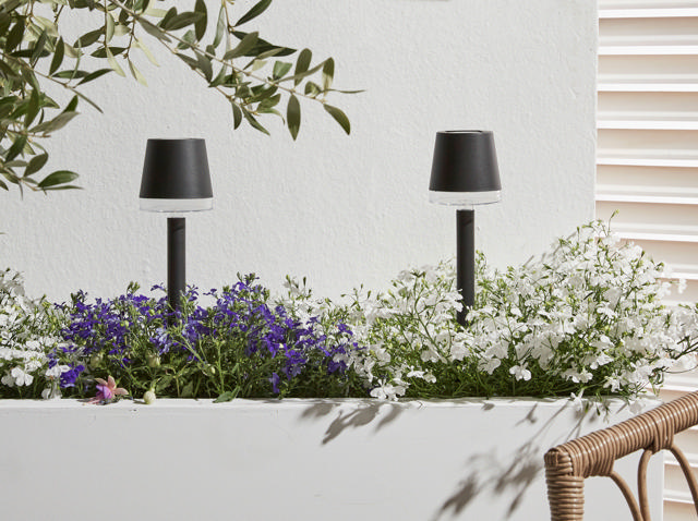 LUXFORM LIGHTING CALA D'OR SHADE SOLAR LIGHT