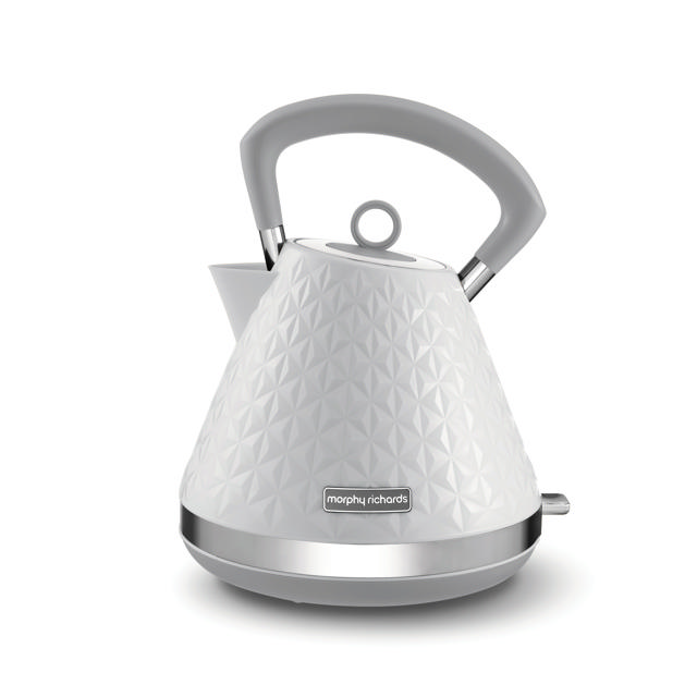 MORPHY RICHARDS 108134 VECTOR PYRAMID KETTLE WHITE 1.5L