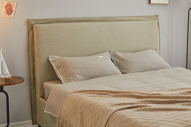 LORA BED 152X192 BEIGE