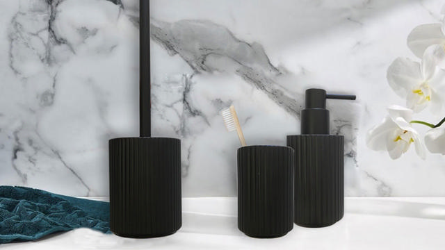 BATH TUMBLER BLACK STRIPE