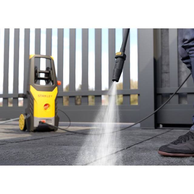 SXPW19B STANLEY PRESSURE WASHER 150BAR, 1900W