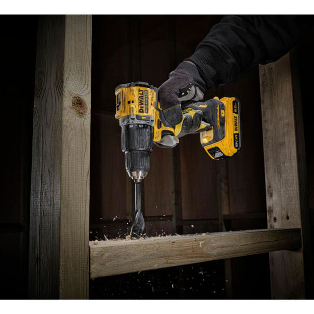 DEWALT 18V ΧR 100 ΕΤΩΝ ΚΡΟΥΣΤΙΚΟ ΔΡΑΠΑΝΟΚΑΤΣΑΒΙΔΟ