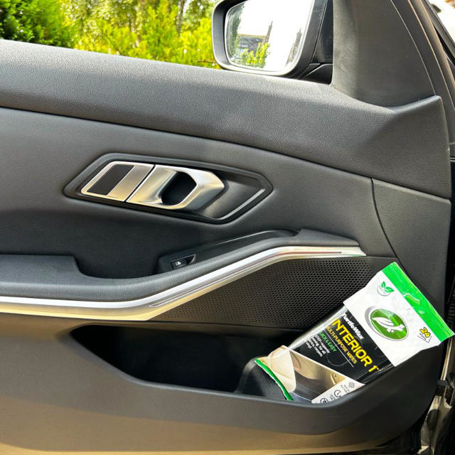 TURTLE WAX WIPES INTERIOR 1